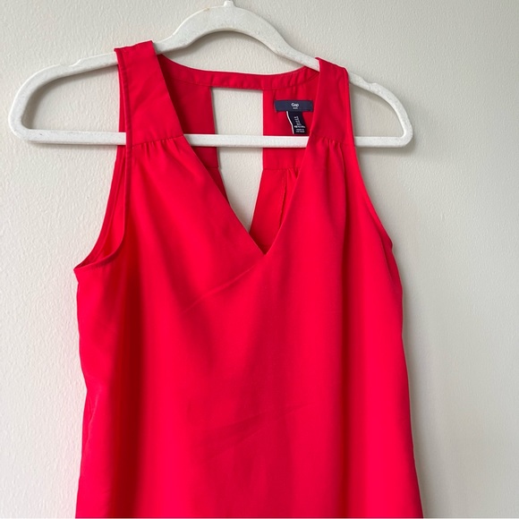 🩷GAP RED SUMMER BLOUSE CUT OUT TANK TOP SIZE SMALL CASUAL STYLE TRENDING - Picture 4 of 6